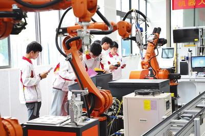 共育邕城技能英才，全力服務強首府戰略